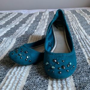 Women’s Bejeweled Turquoise Ballet Flats Size 8